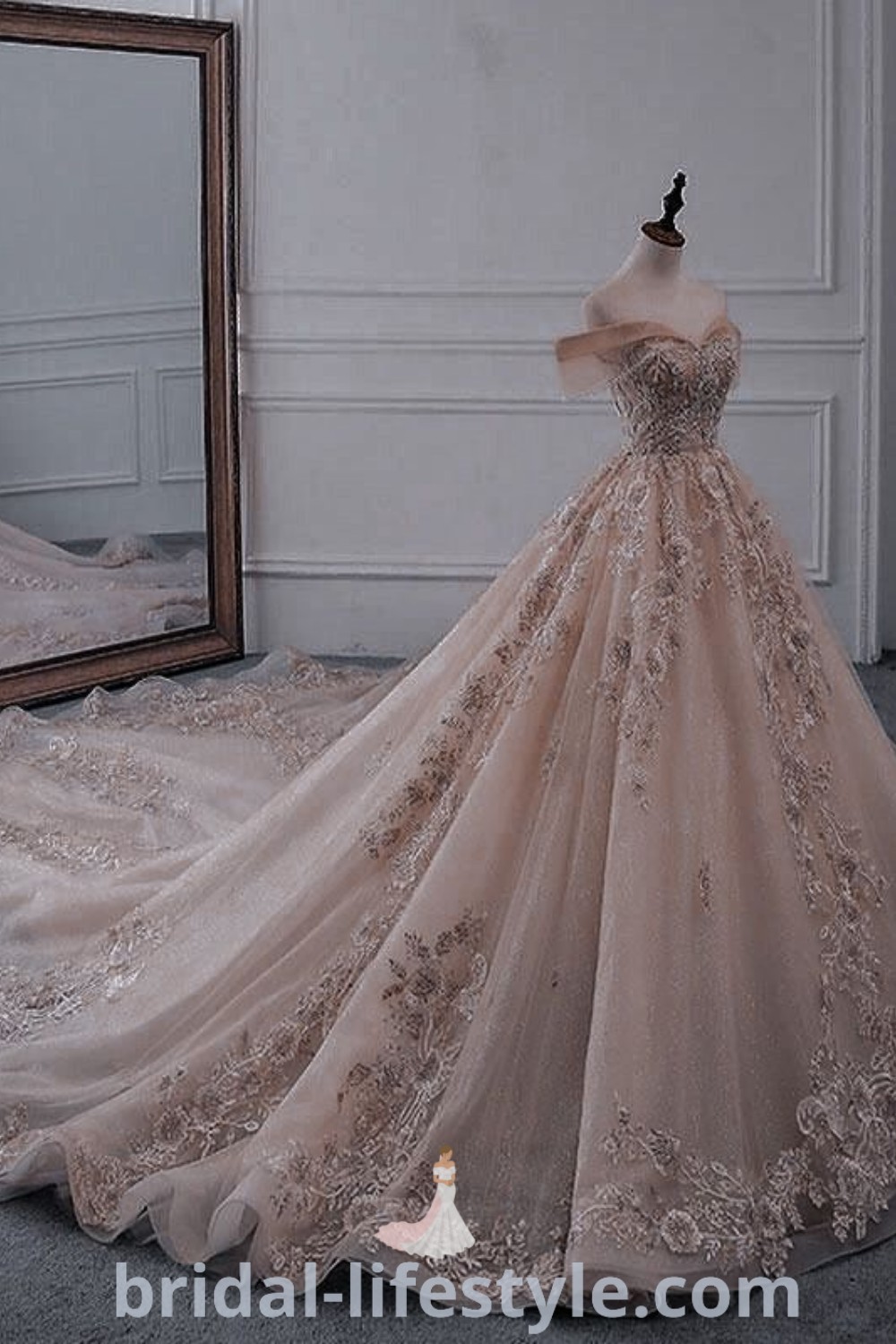An elegant princess ball gown wedding dress featuring a flowing silhouette and exquisite details, ideal for brides looking for non-traditional and dreamy options. Perfect for every bride