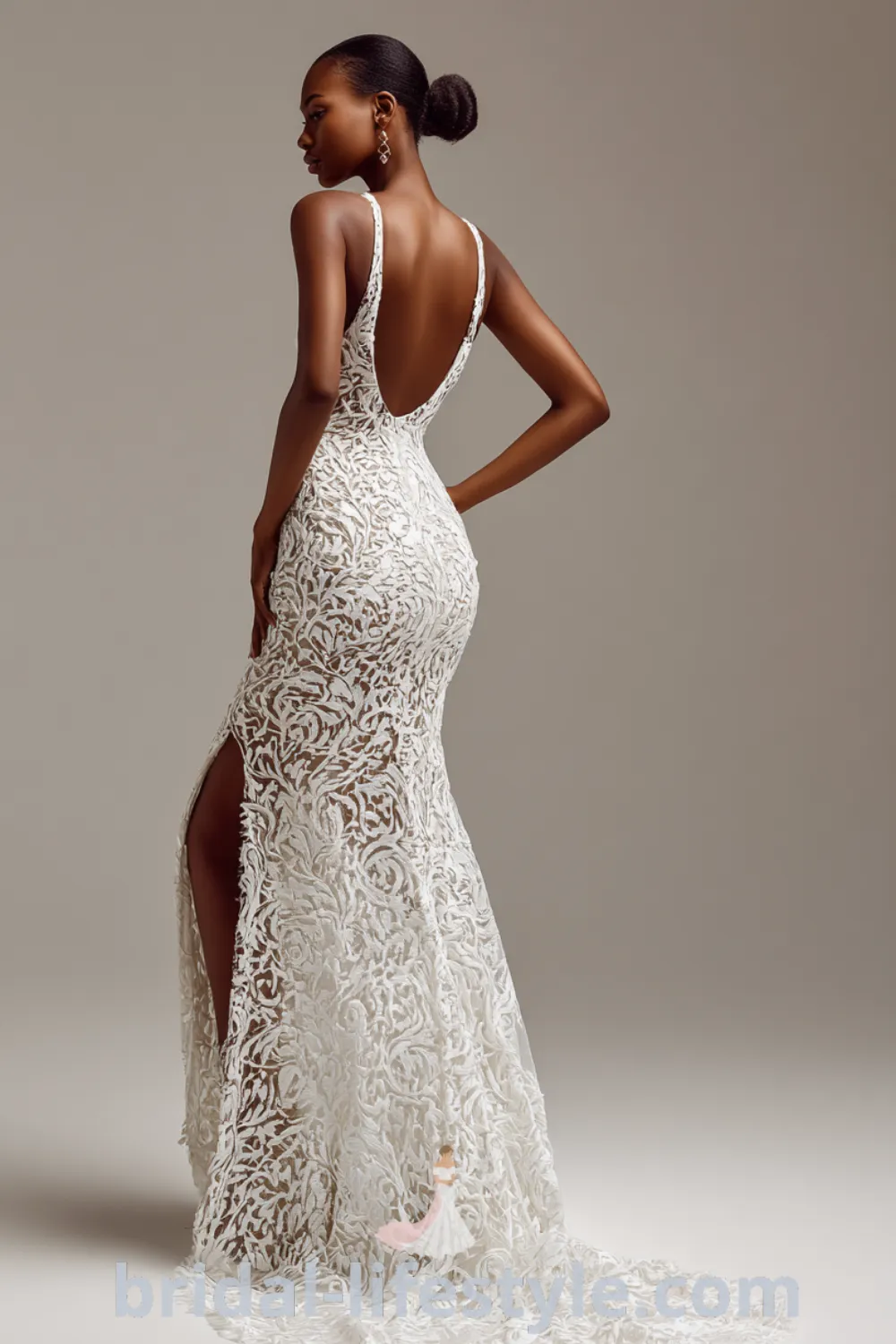 Chic mermaid lace bridal gown, fitted lace bridal gown, glamorous lace mermaid gown, modern allure wedding dress.